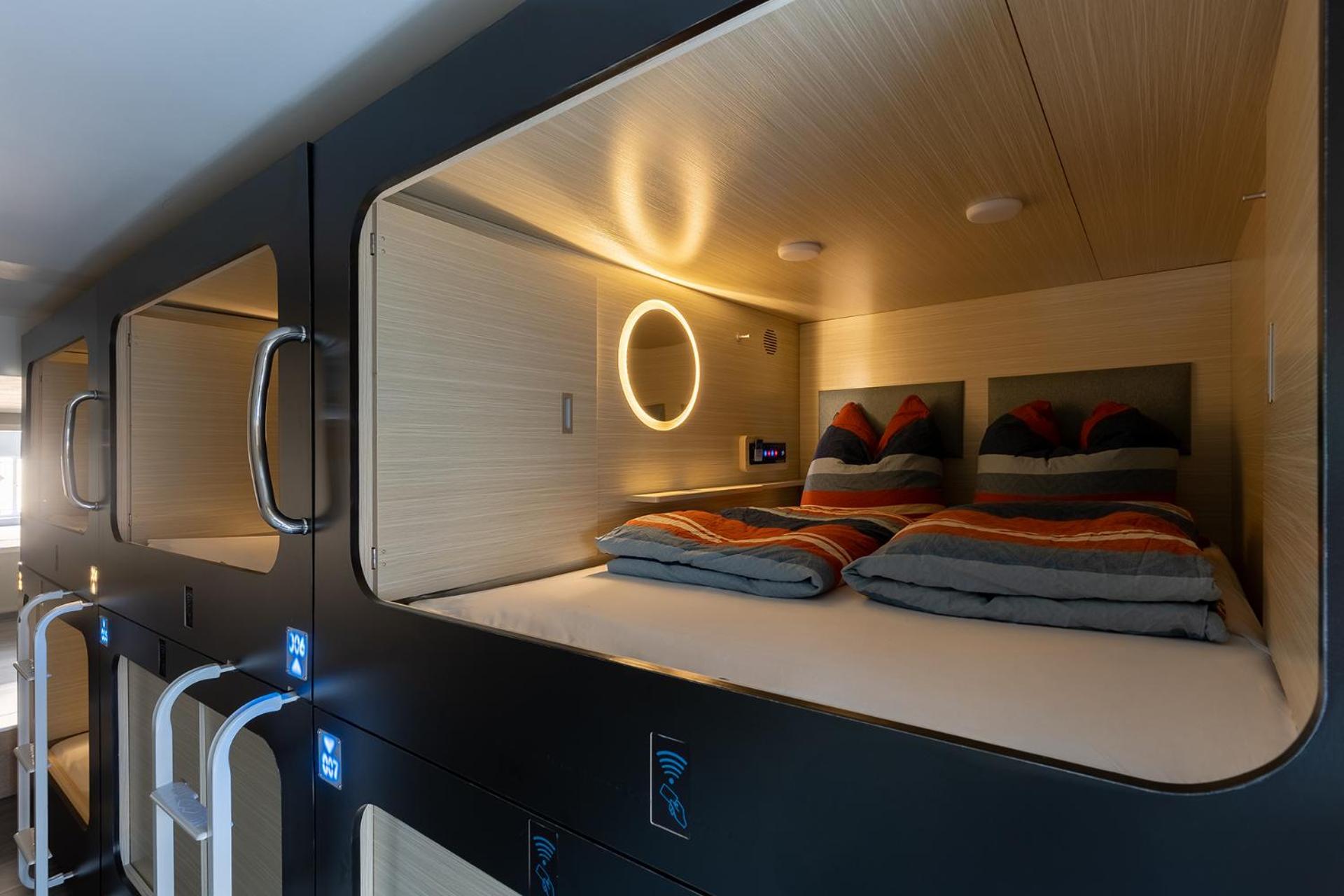 Mue Cubes - Capsule Hotel Basilea Exterior foto