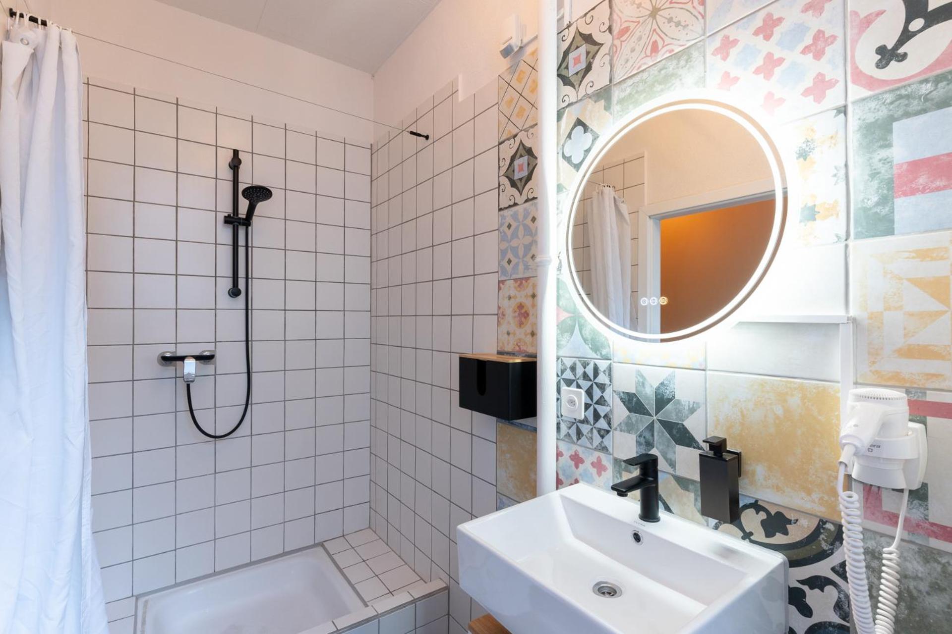 Mue Cubes - Capsule Hotel Basilea Exterior foto