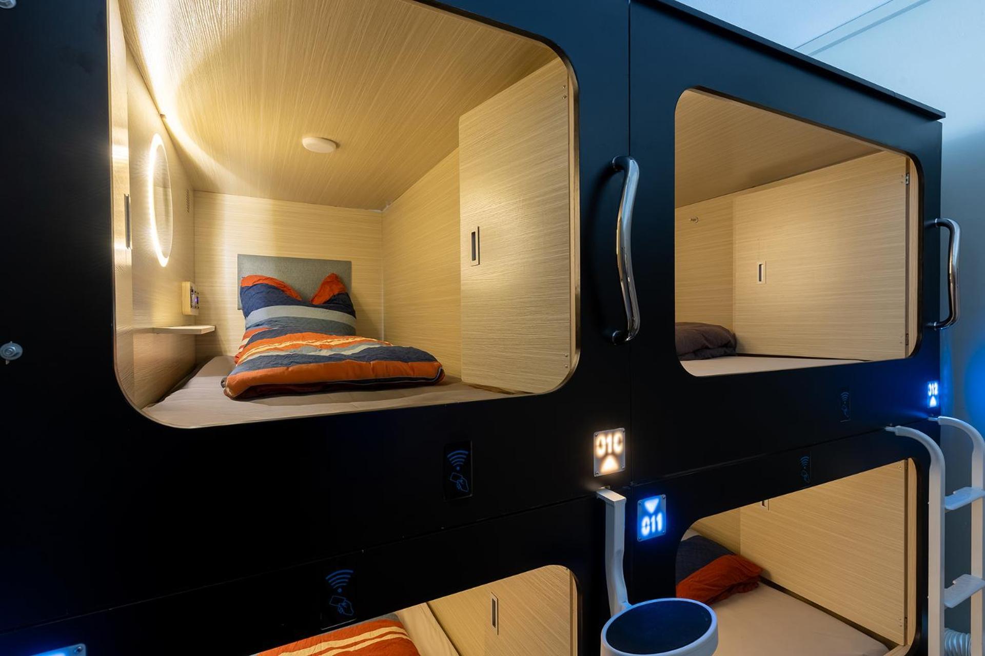 Mue Cubes - Capsule Hotel Basilea Exterior foto